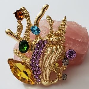 Seashell coral rhinestones huge brooch gold Under sea beach New summer detailed